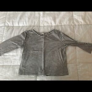 Black/white striped crop tip with 3/4 sleeve